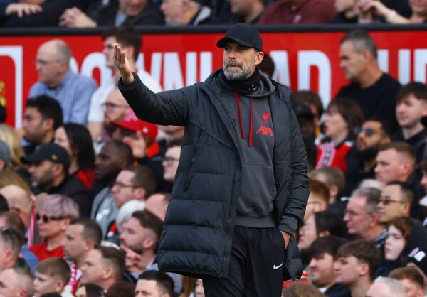 Manchester United, Chelsea deny interest in Klopp