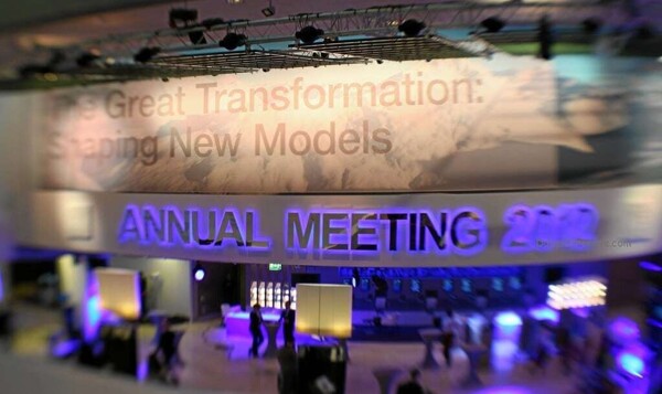 Global Economy in 2026: A Cautious Balance and New Risks