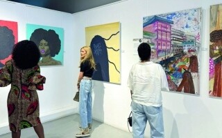 Выставка искусств празднует культуру Сьерра-Леоне в Дубае