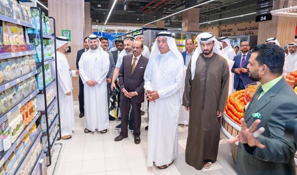 迪拜瓦克夫基金会主席启动新的青年倡议