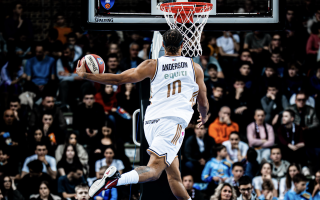 迪拜篮球队大胜红星队