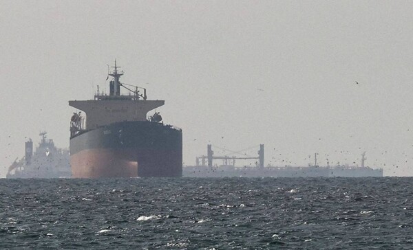 Стармер и Трамп обсудили открытие Ормузского пролива