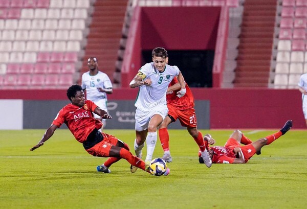 Начало 20-го тура чемпионата первой лиги по футболу