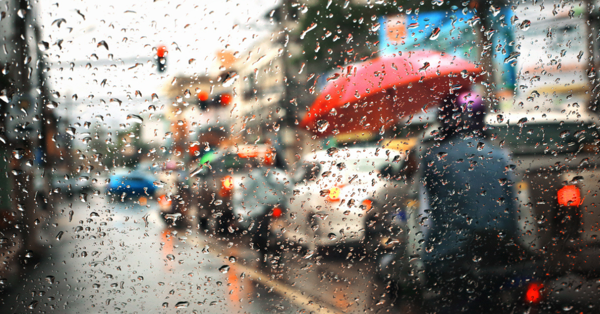 阿联酋对雨季不安全行为处以重罚