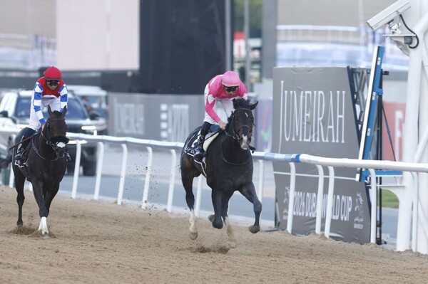 Japón gana el Derbi de EAU por quinta vez