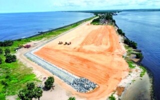 Новое развитие контейнерного порта в Банане
