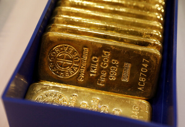 Gold Prices Drop Significantly