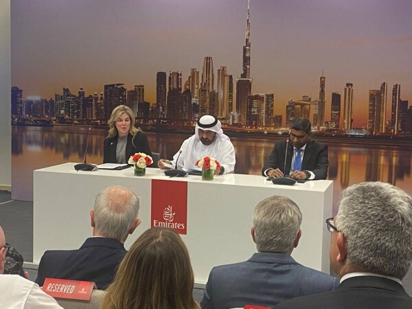 Emirates Orders 65 Boeing 777-9 Aircraft for $38 Billion