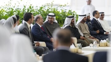 Sheikh Mohamed and President Zardari Discuss Bilateral Relations