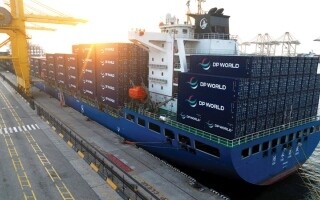 DP World planea aumentar la capacidad de los puertos a 112,3 millones de TEU para 2026