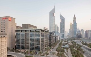 DWTC Free Zone and Wio Bank Sign Partnership for Digital Banking Services