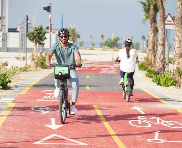 Karim Partners with Dubai Roads for Free Bike Rentals